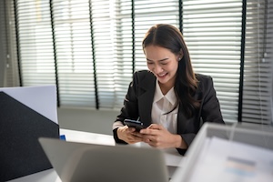 Are You A Real Estate Agent That Clients Want to Swipe Right On? 7 Questions Every Agent Should Answer